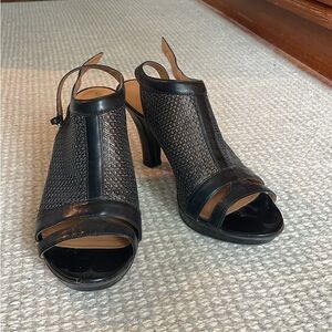 Naturalizer Black Heeled Sandals with Slingback Strap size 11